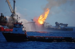 US Ups Oil Spill Liability Cap