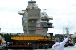 UK: Final Section of Giant Aircraft Carrier Sets Sail