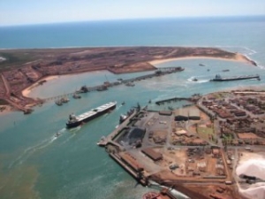 Australian Iron Ports Evacuate ahead of Cyclone