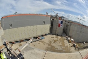 Panama Canal Gets First Pacific Gate