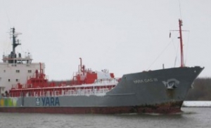 Yara Gas III Taking on Water