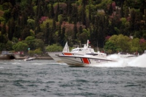 Turkish Coast Guard Fires at Fleeing Ship Carrying Migrants
