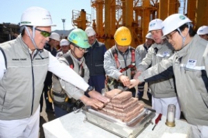 Construction Begins on SCFs Arctic LNG Carrier