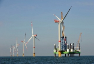 AKD: Lack of Ship Definition Threat to Investors