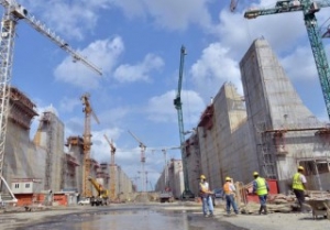 Panama Canal Authority Looking into Fourth Set of Locks