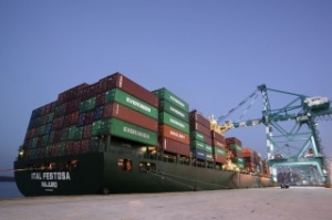 Rickmers Reederei Invests in Containerships