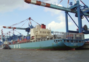 Seaspan Takes Over MOL Efficiency (Japan)