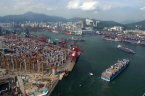 Hong Kong Dockworkers Threaten Industrial Action