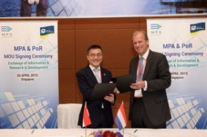Singapore, Rotterdam Port Authorities Boost Cooperation