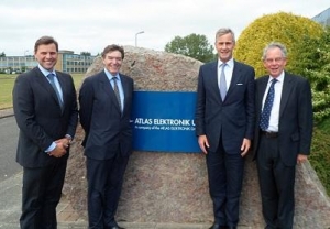 U.K. Minister Visits Atlas Elektronik