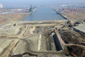 Port of Antwerp Plans Another Giant Tidal Dock