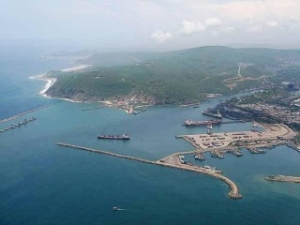 Essar Ports Takes Over Indias Busiest Iron Ore Terminal