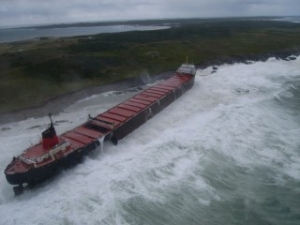 Grounded Bulker MV Miner Springs a Leak
