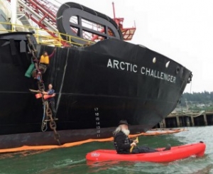 ShellNo Activists Chain Themselves to Support Vessel