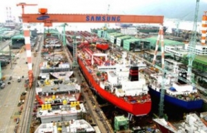 UASC Behemoth Calls at Felixtowe