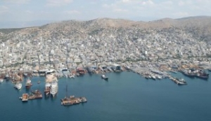 Greek Shipowners Cant Buy Fuel Due to Capital Controls