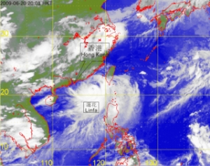 Hong Kong Braces for Typhoon Linfa