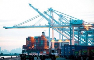 Port of Oakland Beefs Up Labor Pool
