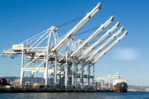 Port of Oaklands Imports Up, LA Volumes Down Overall