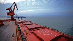 Sinotrans Plunges into Red