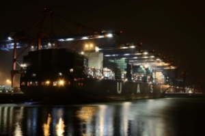 UASC Boxship Catches Fire at Port of Hamburg