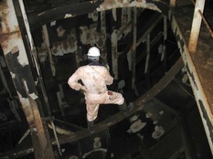 Two Dead in Tank Inspection Accident in Shenzhen