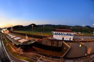 Lock Repairs to Cut Panama Canals Traffic Capacity by Half