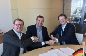 LNG Hybrid Barge Is Coming to Rotterdam
