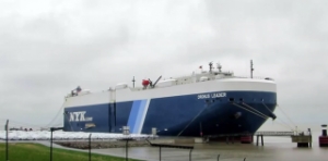 Update: Amver Duo Rescues Minouche Crew