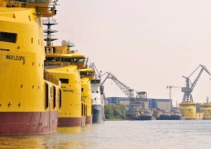 ICTSIs Buenaventura Terminal Gets First Cranes