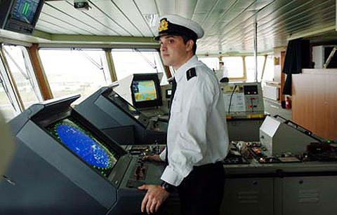 Deck cadet jobs on cruise ships