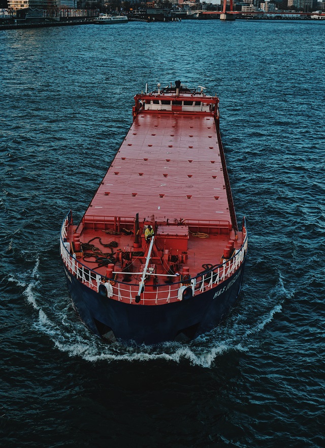 bulk carrier