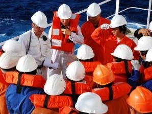 Crew for offshore vessels