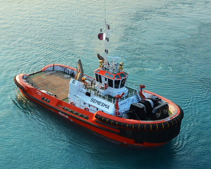 tug vessel