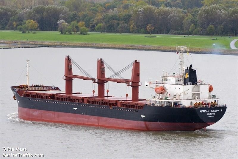 AFRICAN JOSEPH R Bulk Carrier IMO:  9333711 MMSI:  636016043 Kallesignal:  D5EC9 Flagg:  Liberia [LR] AIS Type:  Cargo