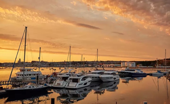 yacht boats